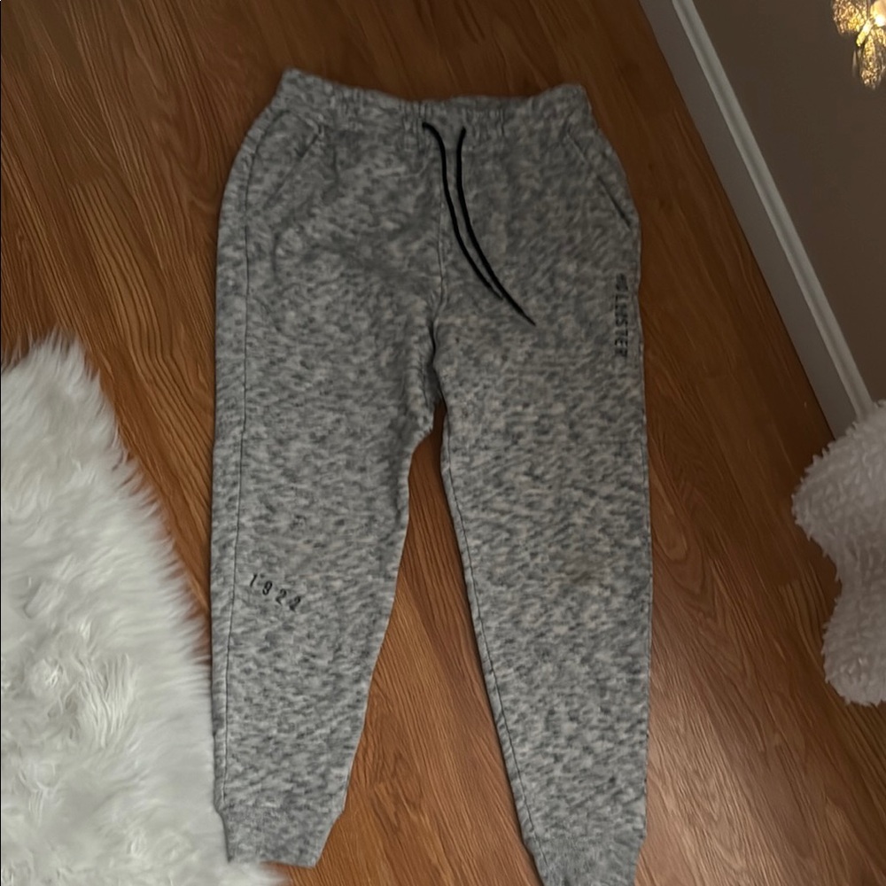 Hollister Heather Gray Joggers with Black Drawstring